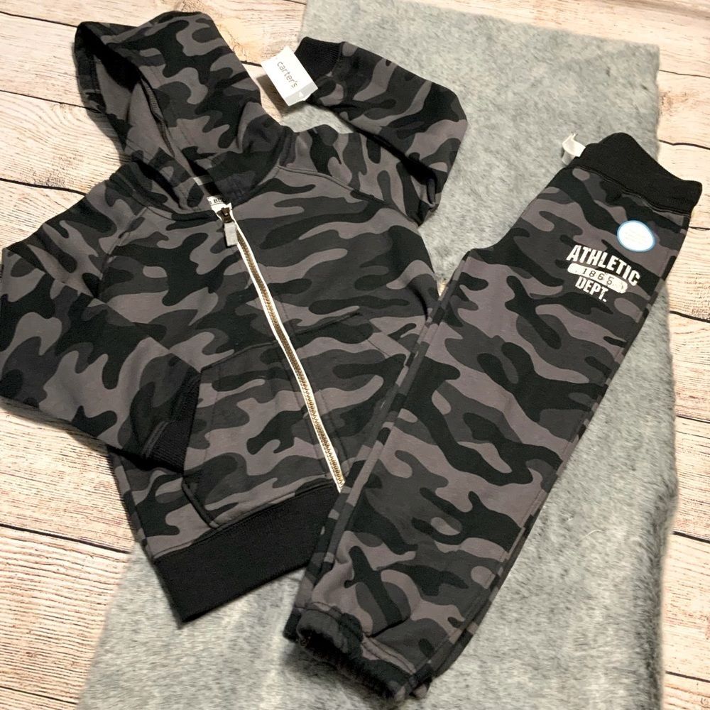 NWT Carter’s Matching Camo Print Jogger Set Size 4
